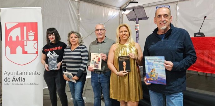La Feria del Libro de Ávila llega este viernes a su ecuador con "protagonismo absoluto" de los autores abulenses