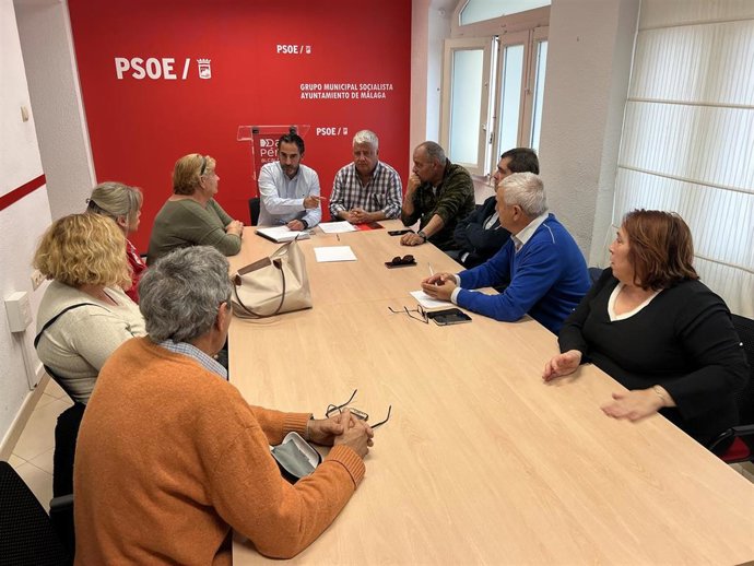 El grupo municipal socialista en el Ayuntamiento de Málaga ha exigido la "mediación urgente" del equipo de gobierno local ante la amenaza de desalojo que sufren las familias residentes en la Realenga de Wittemberg, en el distrito de Churriana.