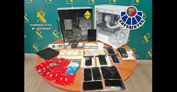 Detenidas dos personas en Murcia por estafar casi 100.000 euros a un Ayuntamiento de Gipuzkoa y a un particular