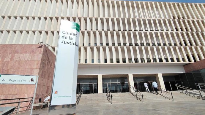 Fachada Ciudad de la Justicia de Málaga.