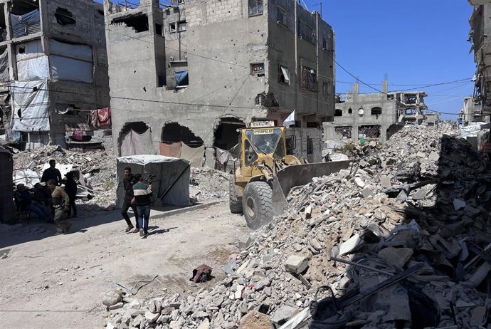 Tareas de reconstrucción en la Franja de Gaza después de los bombardeos de Israel (imagen de archivo)