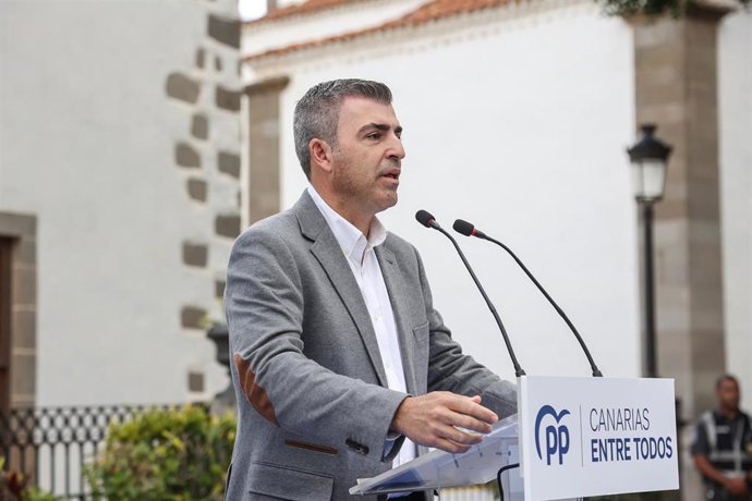 Archivo - El presidente del PP de Canarias y vicepresidente canario, Manuel Domínguez