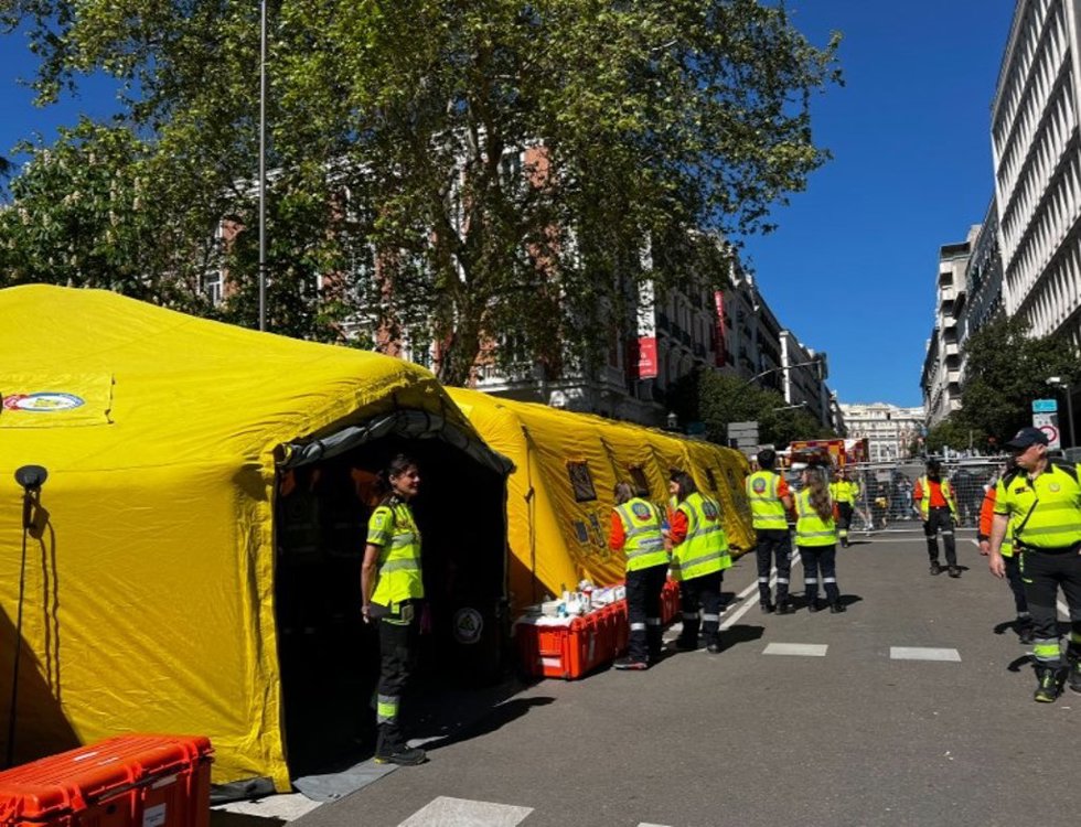Archivo - Dispositivo de Emergencias Madrid para las carreras del domingo 27 de abril de 2025.