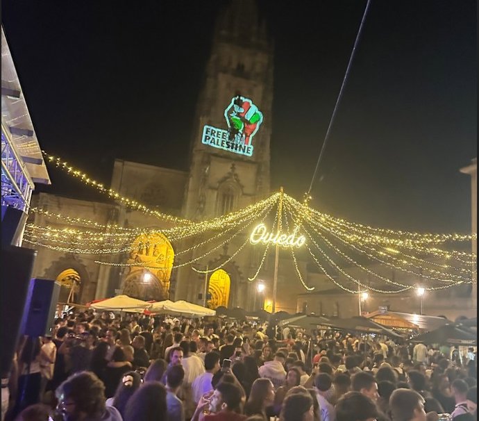 Fiestes Populares San Mateo denuncia multas "ilegales" del Ayuntamiento de Oviedo por la bandera palestina