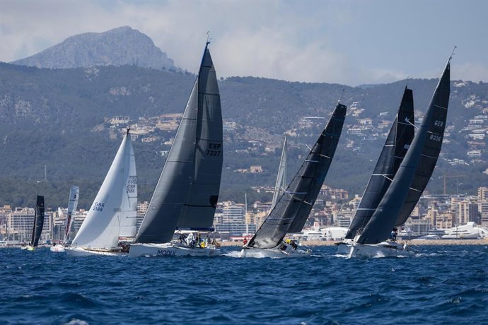 Regata offshore La Larga de la Sandberg PalmaVela