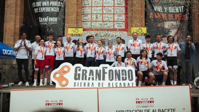 Natalia Fischer y Alberto Barroso, nuevos campeones de España de gravel