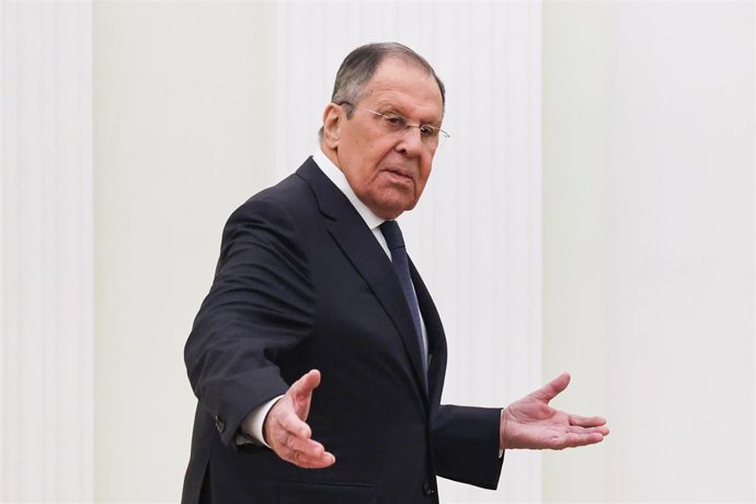 Archivo - El ministro de Asuntos Exteriores de Rusia, Serguéi Lavrov, asiste a una reunión entre el presidente de Rusia, Vladímir Putin, y el presidente de la República de Seychelles, Patrick Herminie, en el Kremlin de Moscú