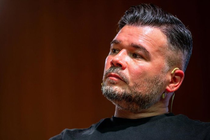 El portavoz de ERC en el Congreso de los Diputados, Gabriel Rufián, durante el diálogo 'Què s'ha de fer?', a 9 de abril de 2026, en Barcelona, Catalunya (España). 