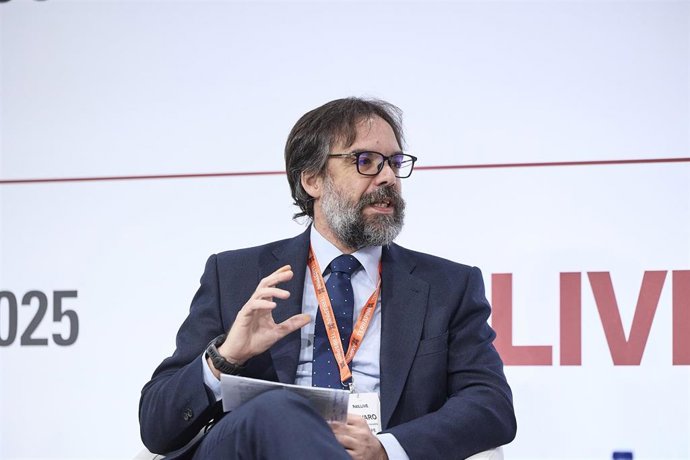 Archivo - El presidente de Renfe, Álvaro Fernández Heredia