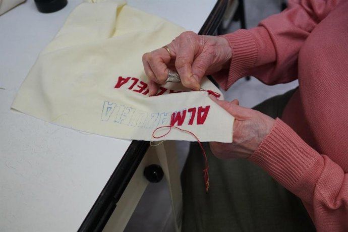 Almazuela publica su segundo número: "La Enredadera"