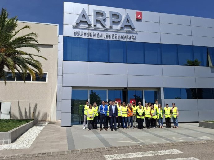 Durante la visita mostraron los avances en la descarbonización de la industria pesada mediante hornos de cero emisiones, sistemas de respaldo basados en hidrógeno y aplicaciones para procesos críticos o sectores intensivos en energía