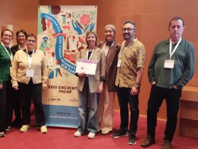 Profesionales de Atención Primaria y participantes del proyecto comunitario desarrollado en Caspe, reconocido a nivel nacional por el programa PACAP.