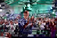 Sánchez carga contra los "pactos de señoros" de Feijóo y Abascal que "violan" el principio de no discriminación