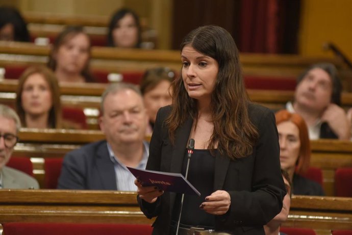Archivo - La presidenta de Junts en el Parlament, Mònica Sales,