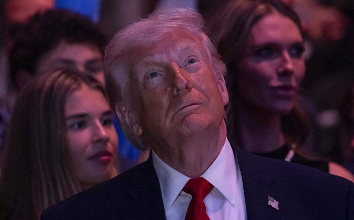 24 de abril de 2026: O presidente Donald Trump assiste ao evento UFC 299 no Kaseya Center, em 11 de abril de 2026, no centro de Miami.