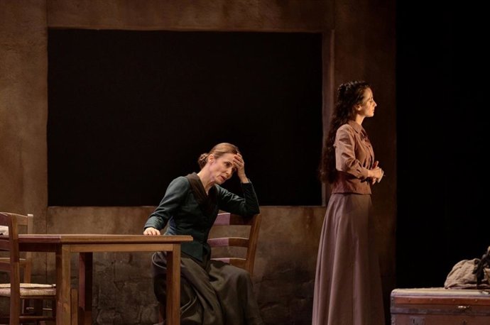 Archivo - Aitana Sánchez-Gijón en una escena de 'La Malquerida'.