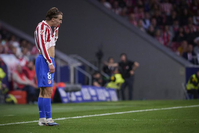 April 25, 2026, Madrid, Madrid, Spain: Atletico de Madrid's Pablo Barrios injured during La Liga match. April 25 2026.