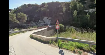 Dos muertos al caer un coche al río Clariano en Ontinyent y detenido el conductor tras dar positivo en droga
