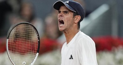 Tenis