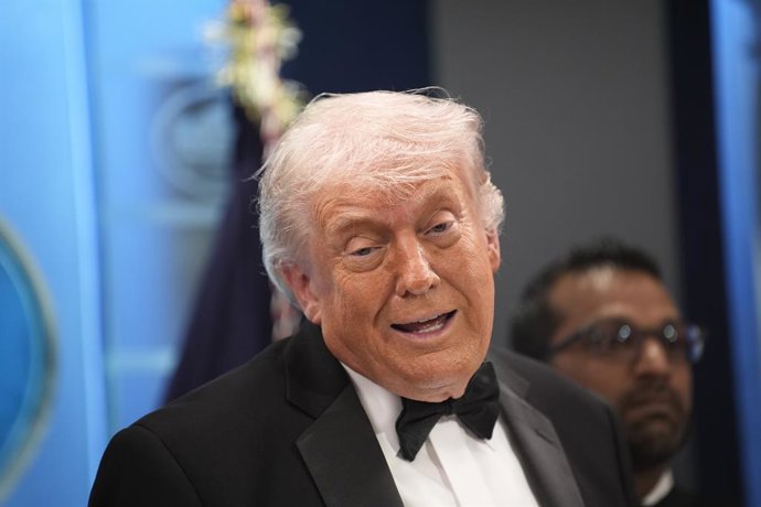 25 de abril de 2026, Washington, Distrito de Columbia, EUA: O atirador que abriu fogo no Jantar dos Correspondentes da Casa Branca na noite de sábado foi identificado como o professor COLE TOMAS ALLEN, 31 anos, de Torrance, Califórnia, que avançou em dire