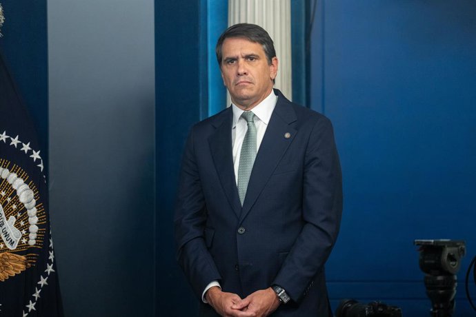 WASHINGTON, 3 de abril de 2026  -- O presidente dos Estados Unidos, Donald Trump, anunciou nesta quinta-feira nas redes sociais que a procuradora-geral Pam Bondi deixará o cargo e que o vice-procurador-geral Todd Blanche assumirá interinamente o cargo de 