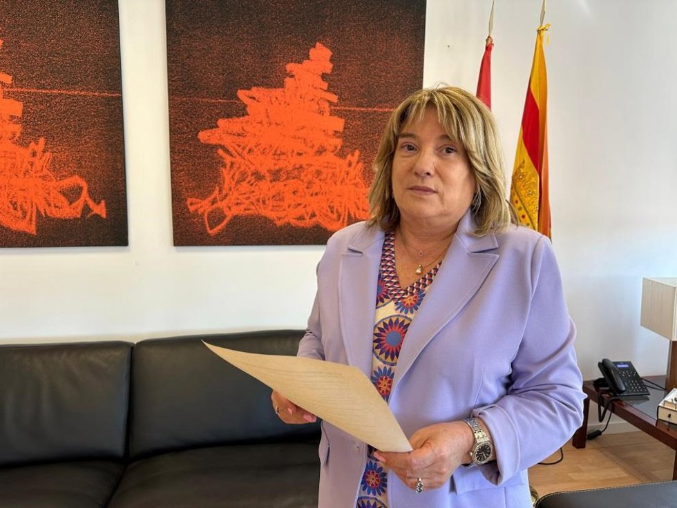 Archivo - La consejera de Educación, Cultura y Deportes del Gobierno de Aragón en funciones, Tomasa Hernández.