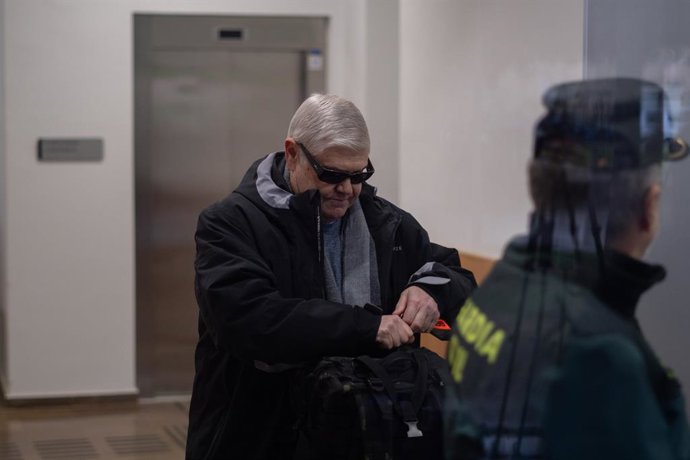 Archivo - Arxiu - L'inspector cap del Consorci Provincial de Bombers de València i cap operatiu de l'emergència del dia de la dana, José Miguel Basset, a la seua arribada als jutjats de Catarroja, a 14 de gener del 2025, a Catarroja, València, Comunitat V