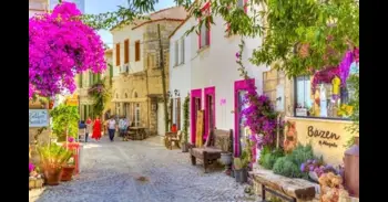 Ni Mykonos ni la Toscana: El tesoro oculto del Mediterráneo con Estrellas Michelin que te sorprenderá