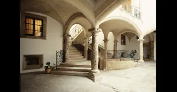 Guía de los patios señoriales de Mallorca y Menorca: La ruta por las casas nobles que define el nuevo turismo cultural