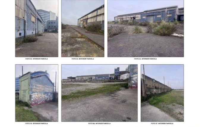 Imágenes del estado de las naves del antiguo astillero Naval Gijón, en la parcela de Pymar,