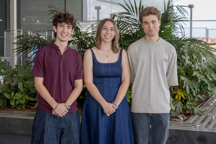 Galardonados en la segunda edición de las becas de Veolia