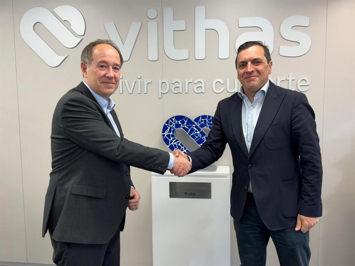 Empresas.- A Vithas, em parceria com a GE HealthCare, está modernizando os aparelhos de ressonância magnética para renová-los entre 2026 e 2028