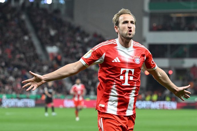 22 April 2026, North Rhine-Westphalia, Leverkusen: Bayern Munich's Harry Kane celebrates scoring his side's first goal during the German DFB Cup semifinal soccer match between Bayer Leverkusen and Bayern Munich at BayArena. Photo: Federico Gambarini/dpa -
