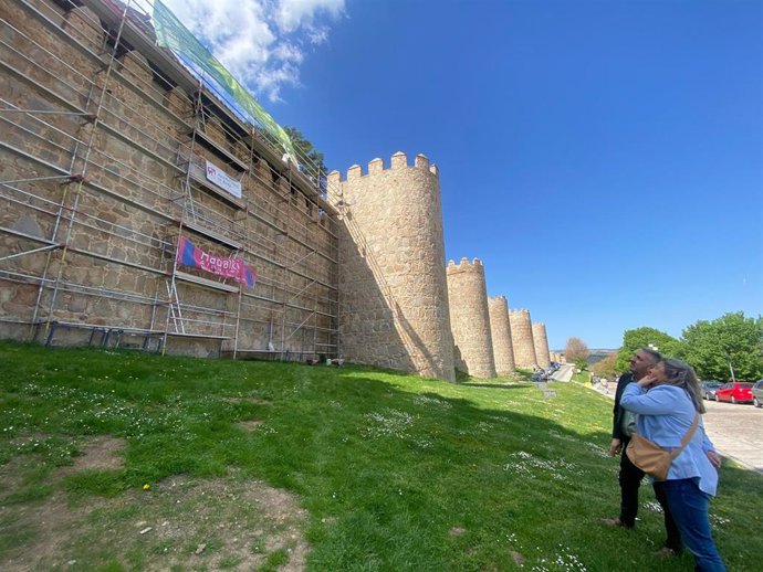 Trabajos en la muralla.