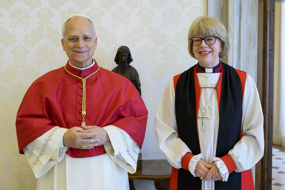El Papa se reúne con la arzobispa de Canterbury