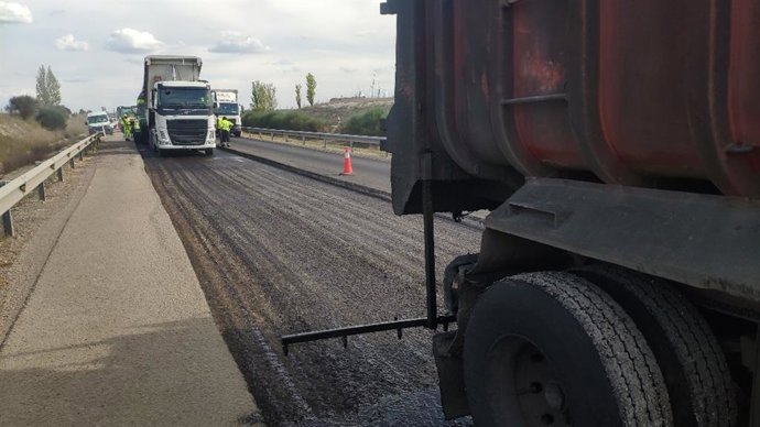 Transportes rehabilita con firme sostenible 6,5 kilómetros de la BU-30, en Burgos, con una inversión de 2,88 millones.