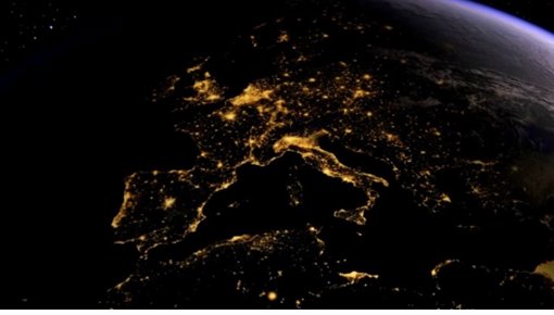 Red+El%C3%A9ctrica+publica+un+documental+sobre+el+apag%C3%B3n+que+destaca+la+rapidez+en+la+reposici%C3%B3n+del+suministro