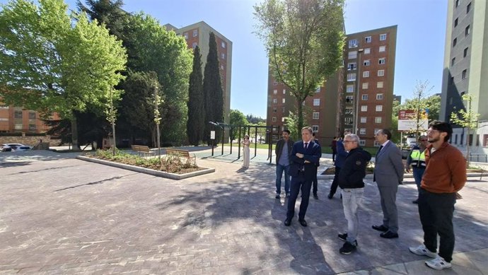 El alcalde visita las obras en el barrio San José.