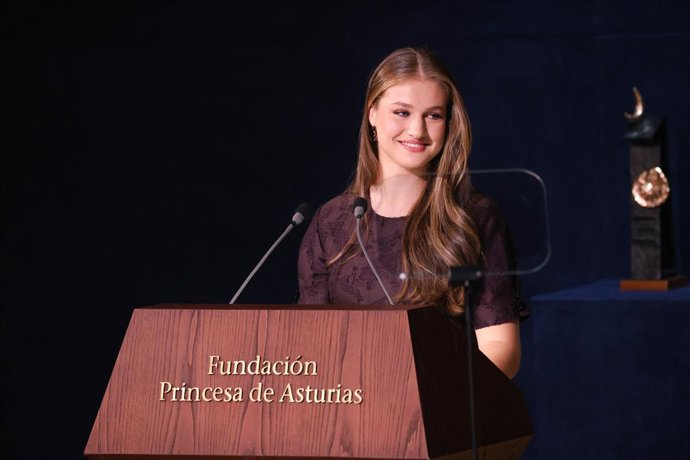 Archivo - La Princesa Leonor durante la ceremonia de los Premios Princesa de Asturias 2025 celebrados en el Teatro Campoamor, a 24 de octubre de 2025, en Oviedo (España). La Fundación Princesa de Asturias ha diseñado un amplio programa compuesto por más d