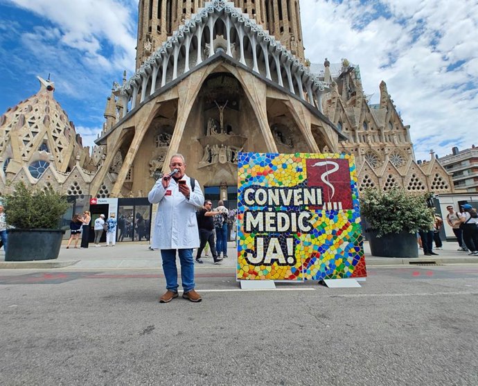 El secretario general de Metges de Catalunya, Xavier Lleonart, este lunes