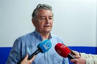 Sanz ve a Montero como "candidata de la mentira": "Años diciendo que es médico cuando es personal no sanitario"