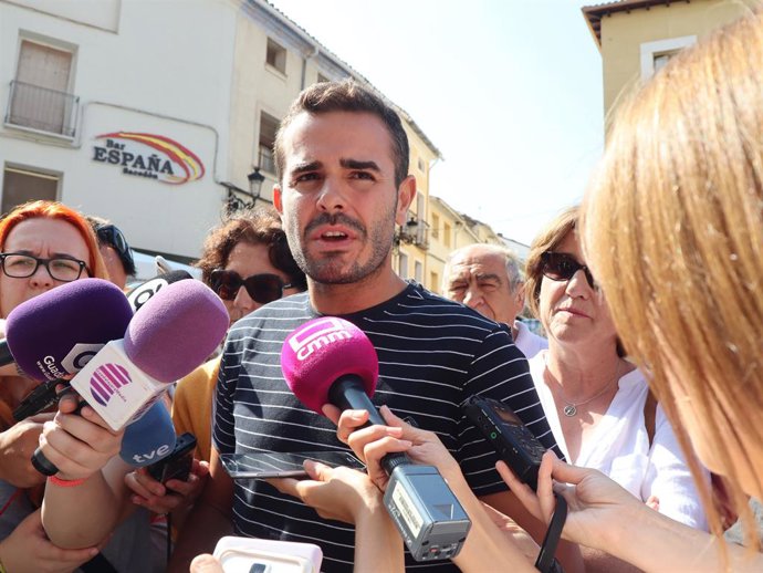 Archivo - Arquivo - O vice-presidente do partido Los Ribereños e prefeito de Alcocer, Borja Castro