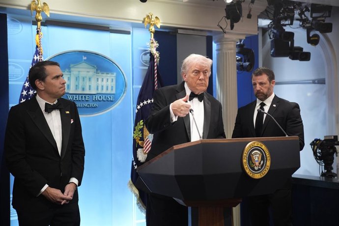 April 25, 2026, Washington, District of Columbia, USA: The gunman who opened fire at the White House Correspondents’ Dinner on Saturday night is identified as school teacher COLE TOMAS ALLEN, 31, of Torrance, California, who charged toward ballroom at Whi