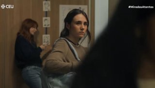 Imagen de la pieza audiovisual de la campaña 'Miradas atentas' del CEU.