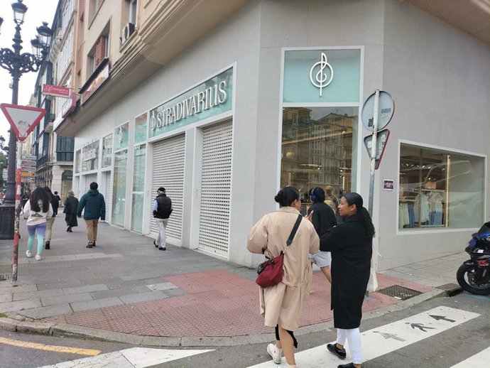 Huelga en el comercio textil en Santander en foto de archivo
