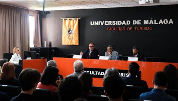 Es Andalucía - Málaga