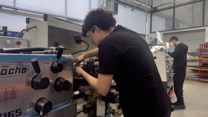 Educació fixa el calendari d'admissió i matrícula a la Formació Professional per al curs 2026-2027