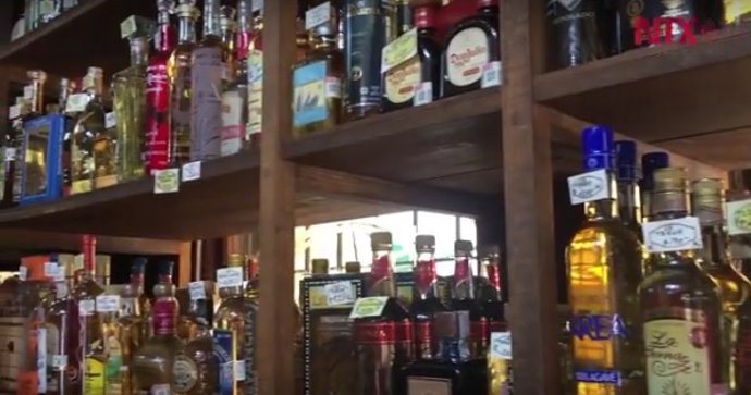 Archivo - Botellas de tequila