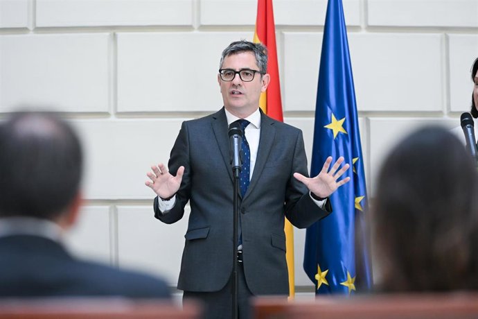 El ministro de la Presidencia, Justicia y Relaciones con las Cortes, Félix Bolaños, visita las nuevas dependencias de la Fiscalía General del Estado en Madrid.