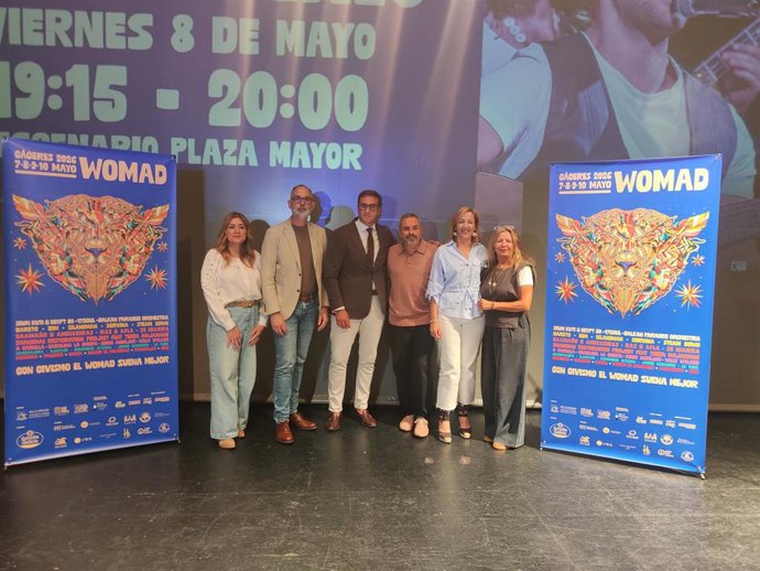 Autoridades y organizadores en la presentación del 33º Festival Womad de Cáceres, que se celebrará del 7 al 10 de mayo